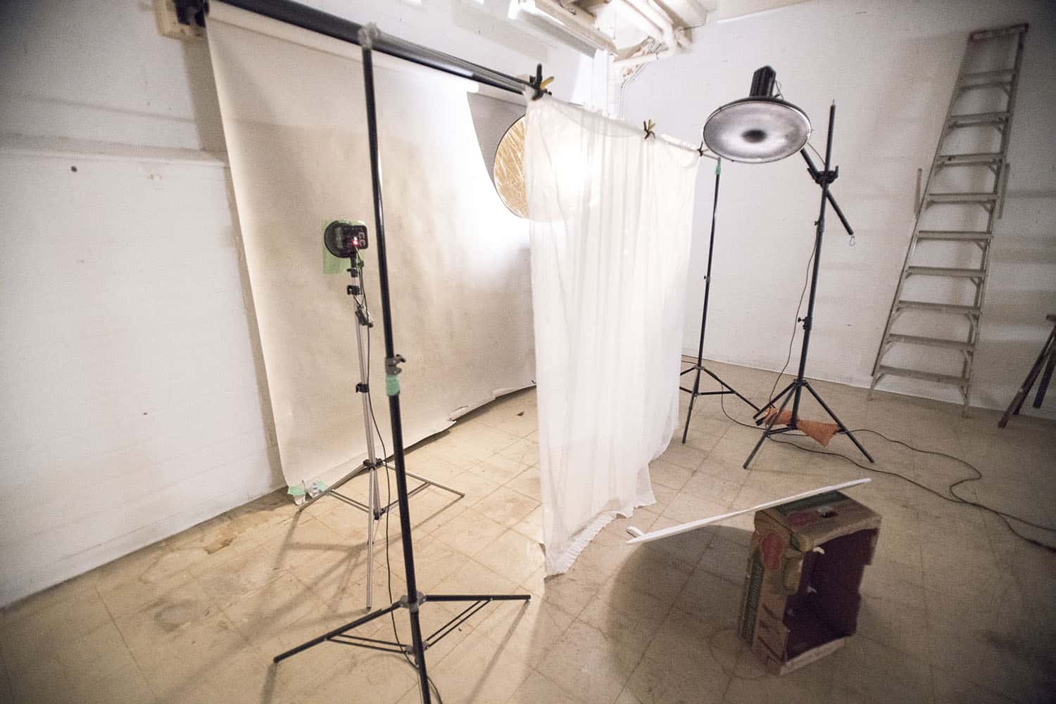 Download Getting the Shot - Sunlight in Studio - KyleAndrew.com Yellowimages Mockups